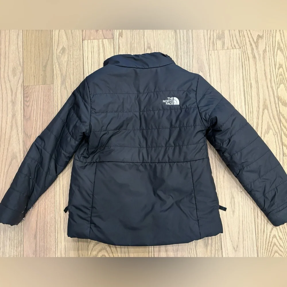 North Face -girls reversible winter jacket! Water repellent and fur lined! - Picture 3 of 6